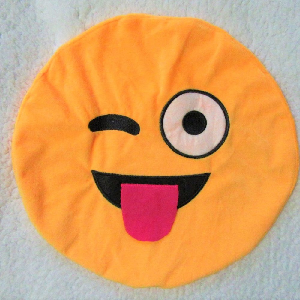 💎New Emoji Plush Pillow Case Silly, Yellow 12 in.